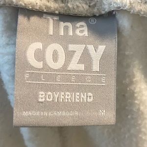 TNA boyfriend sweats
